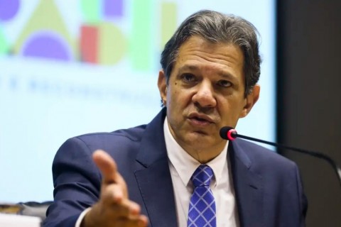 Haddad diz que deixará o Ministério da Fazenda ainda em janeiro