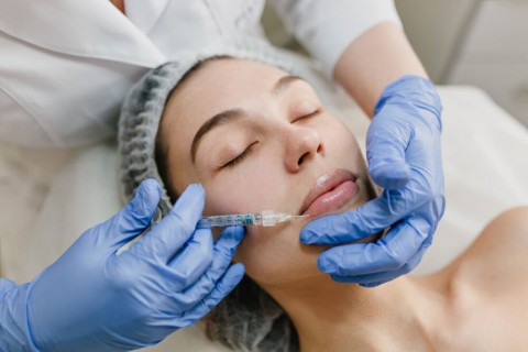 Justiça derruba norma que permite a dentista fazer harmonização facial