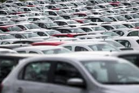 Financiamento de veículos cresce 12,8% no trimestre