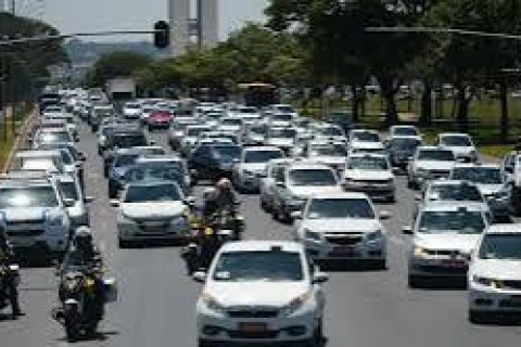 Crédito para carros de aplicativo tem teto elevado para R$ 200 mil