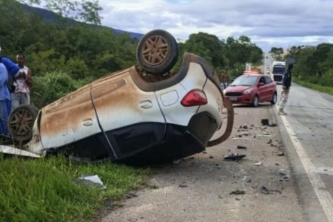 Caseiro suspeito de feminicídio morre em perseguição policial na Bahia