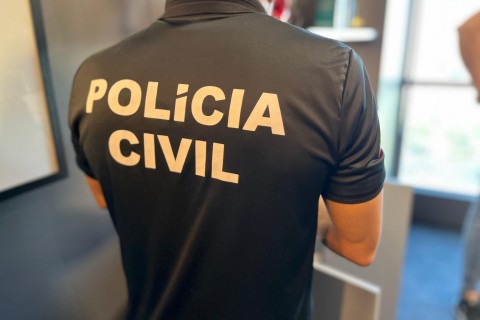 Homem é preso por estuprar menina e assassinar a mãe dela a facadas no interior da Bahia