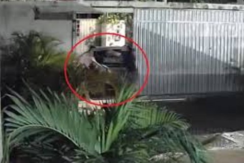 PM é presa por atirar na perna da atual mulher do ex em discussão por pão de queijo