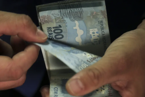 Teto do seguro-desemprego sobe para R$ 2.518,65 após reajuste