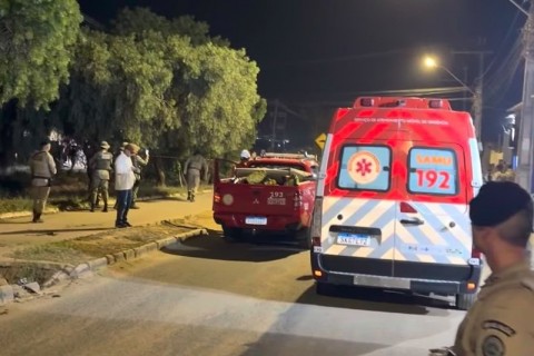 Após fazer duas mulheres reféns dentro de salão em Vitória da Conquista, homem libera vítimas e se rende