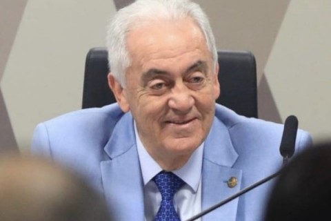 Senador Otto Alencar recebe alta médica após passar por procedimento no coração em Salvador